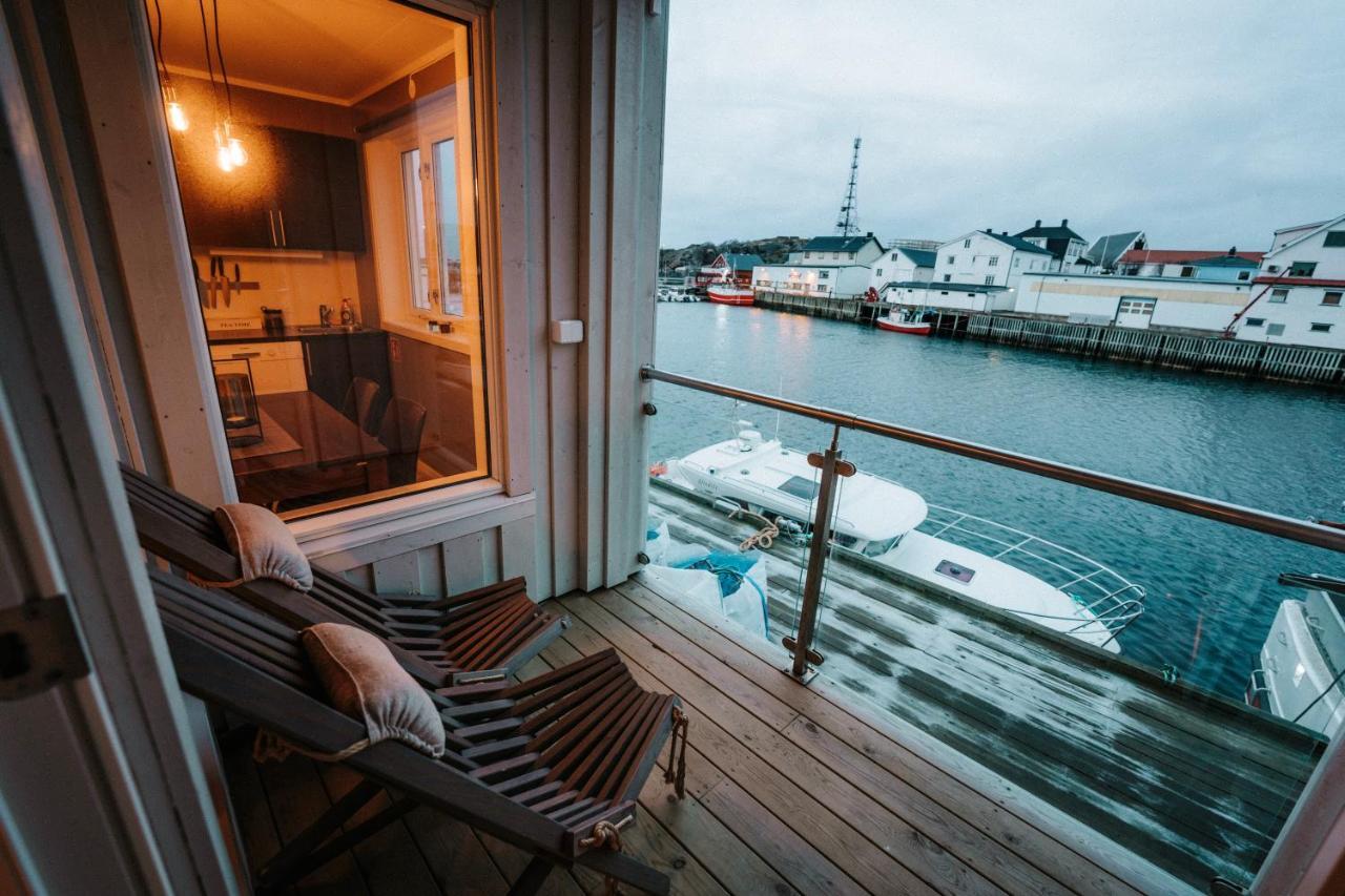 Tobiasbrygga Aparthotel Henningsvaer Exterior photo